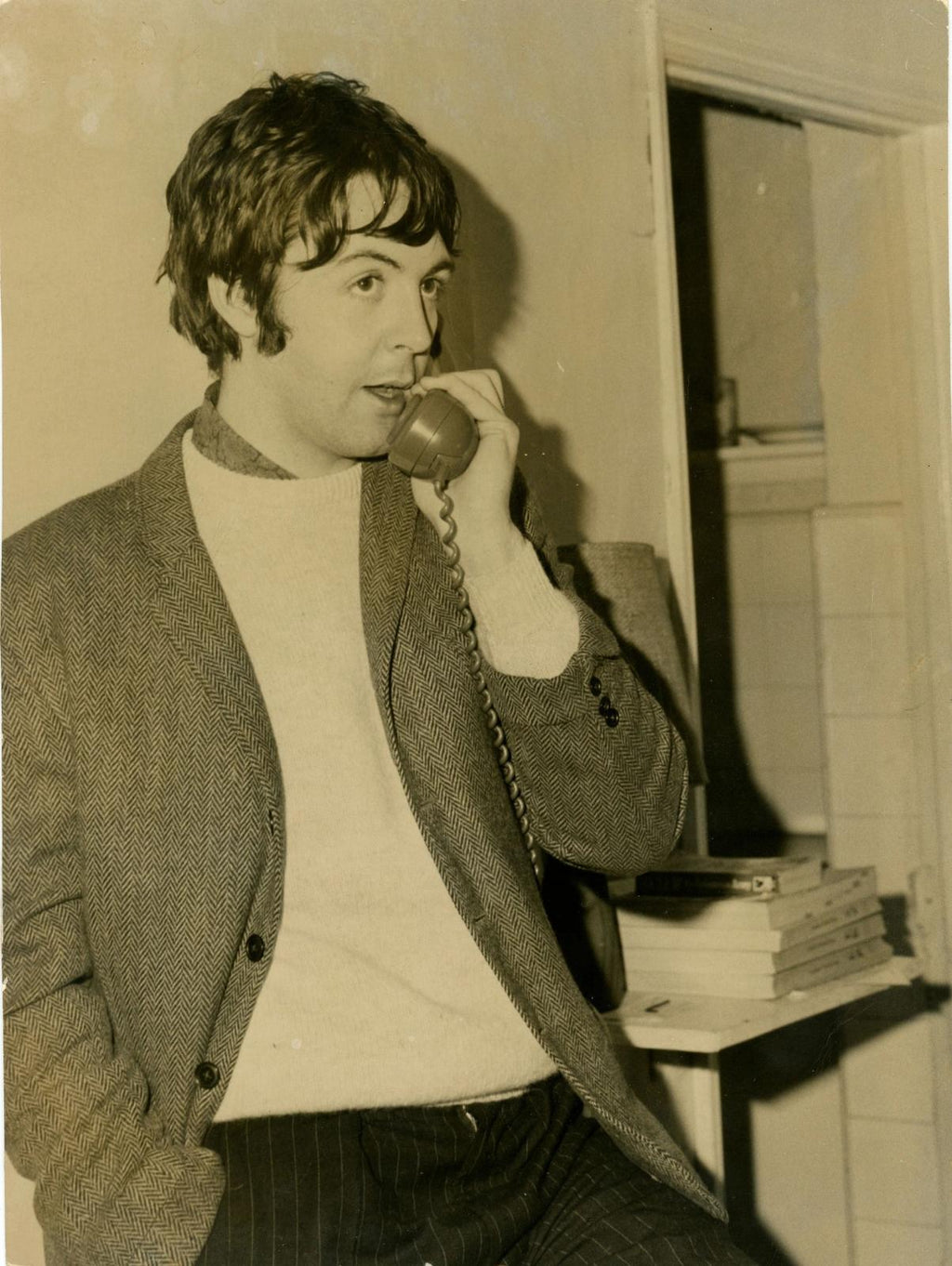 A press photograph of Paul McCartney at Cavendish Avenue 28th of December 1967