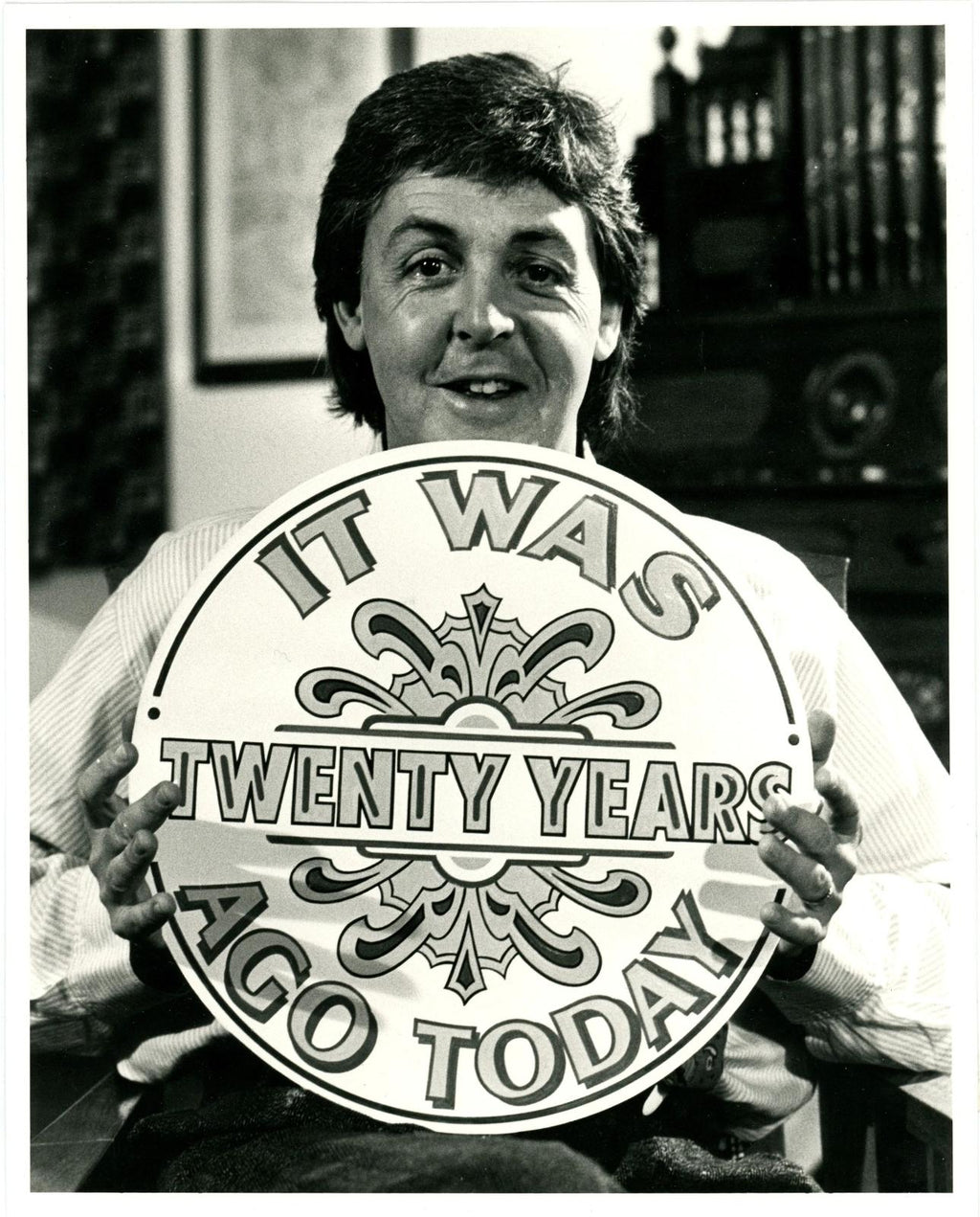 Paul McCartney Sgt pepper’s Lonely Hearts Club Band 20th anniversary press photograph