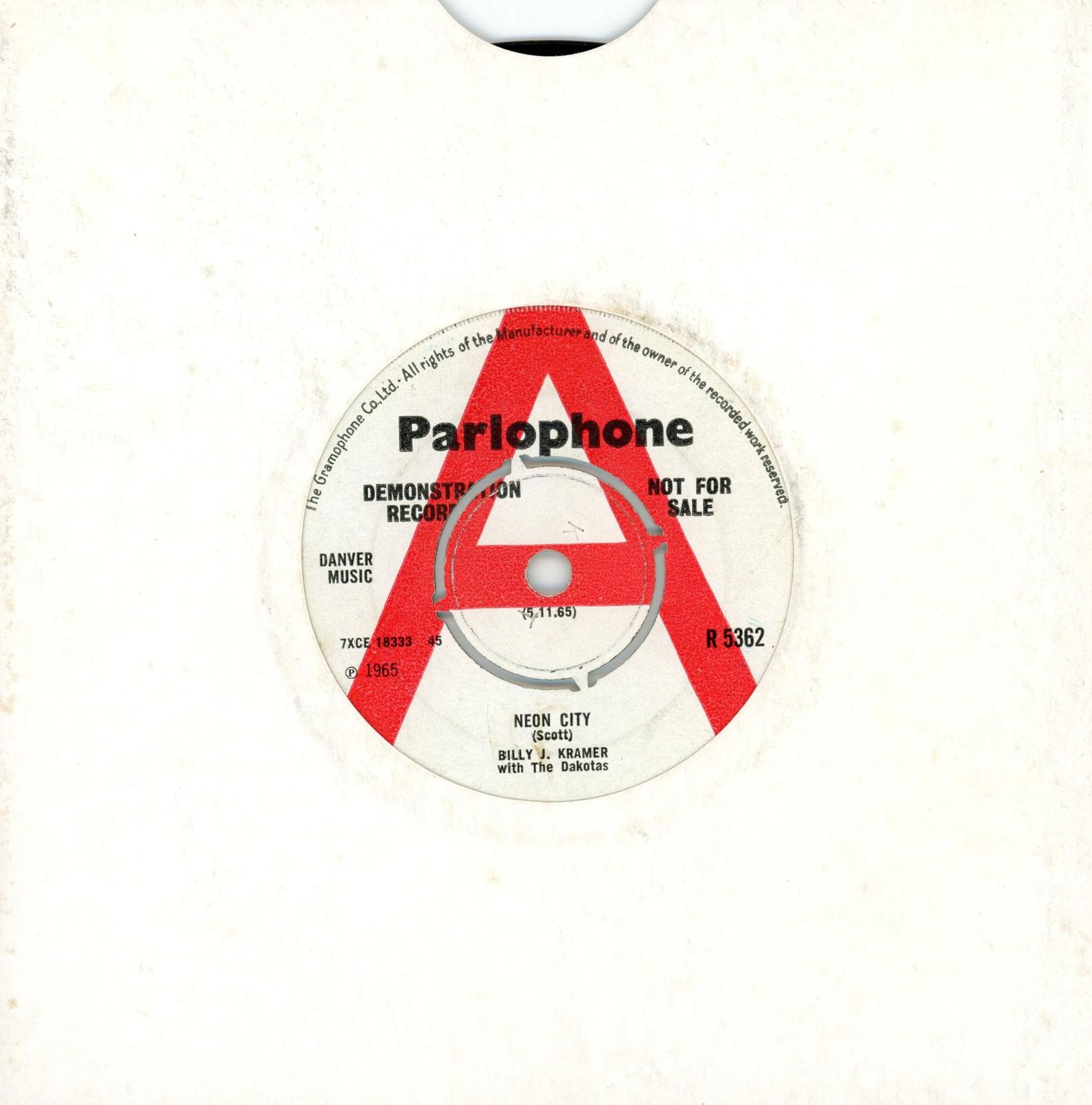 Billy J Karmer with The Dakotas 1965 Neon City Parlophone A Label Demo 7 Inch