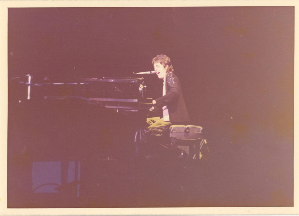 2 Paul McCartney and wings San Diego 1976 Photographs