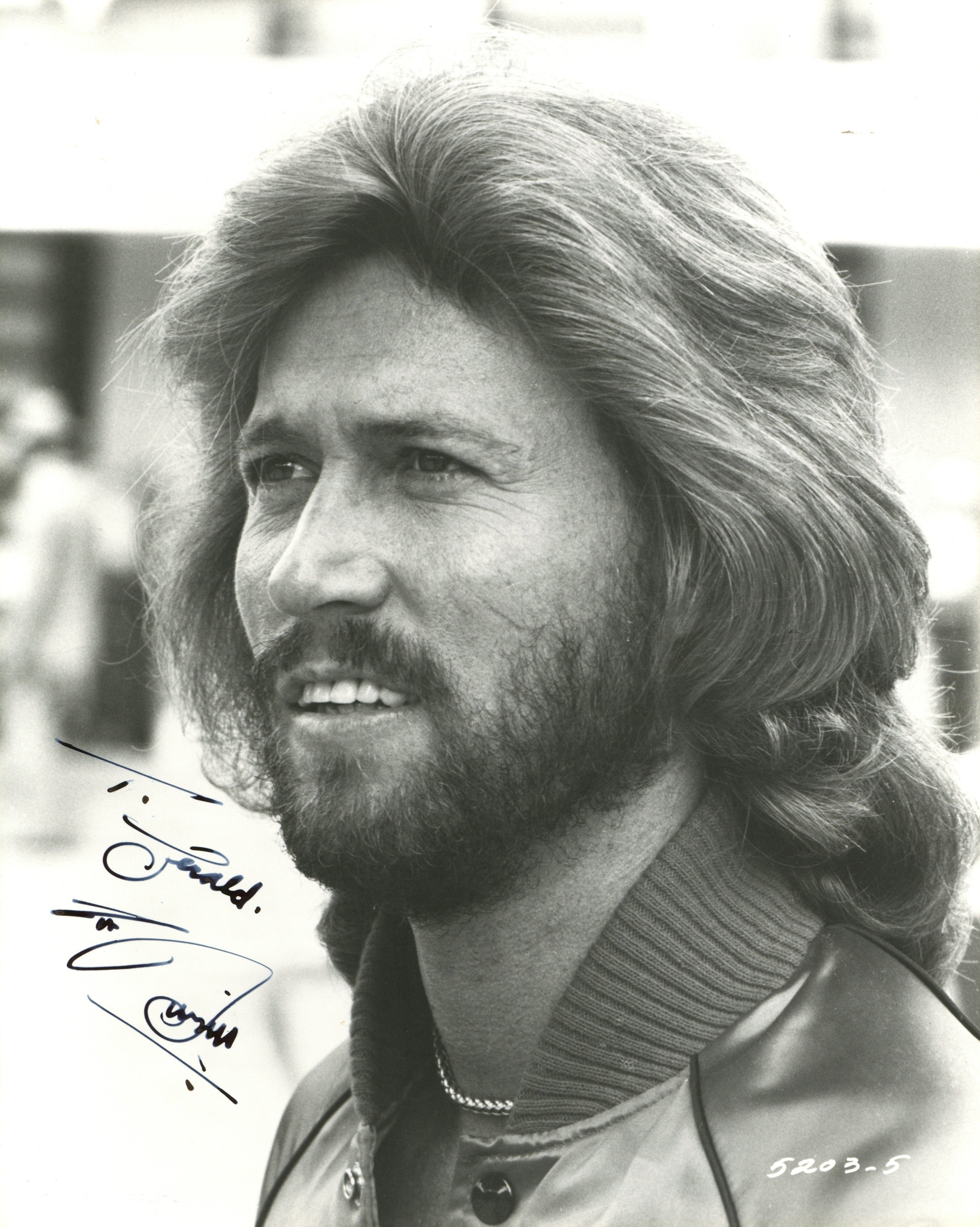 Barry Gibb Signed promotional photograph